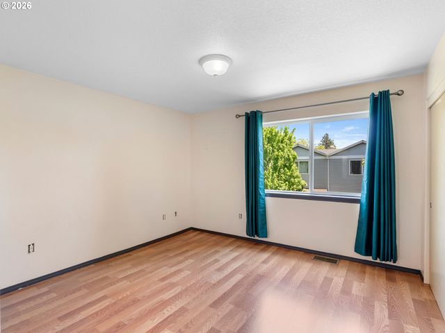 6724 Se 81ST Ave, Portland, OR 97206