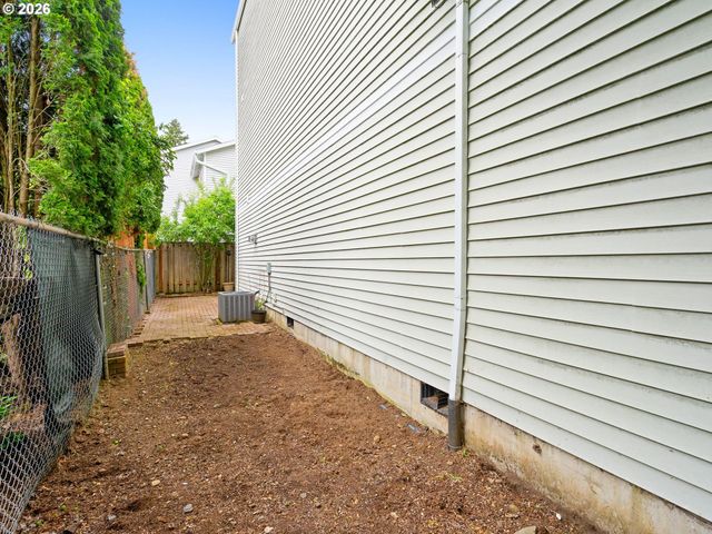 6724 Se 81ST Ave, Portland, OR 97206