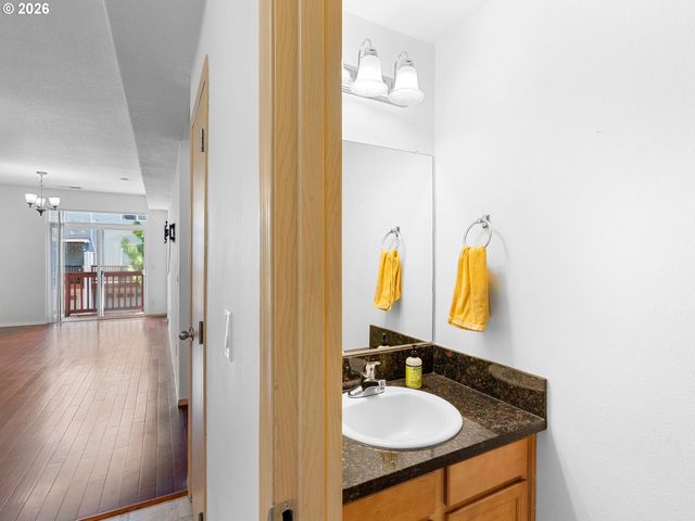6724 Se 81ST Ave, Portland, OR 97206