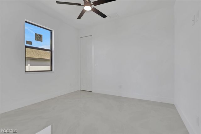 922 NE 5th AVE, Cape Coral, FL 33909