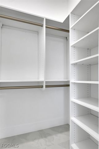 922 NE 5th AVE, Cape Coral, FL 33909