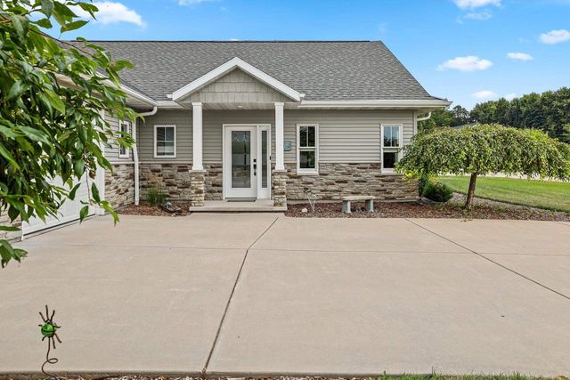 1441 AVA HOPE COURT, De Pere, WI 54115