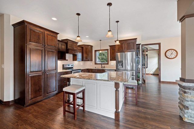 1441 AVA HOPE COURT, De Pere, WI 54115