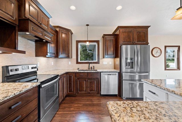 1441 AVA HOPE COURT, De Pere, WI 54115