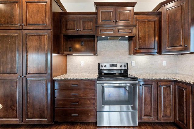 1441 AVA HOPE COURT, De Pere, WI 54115
