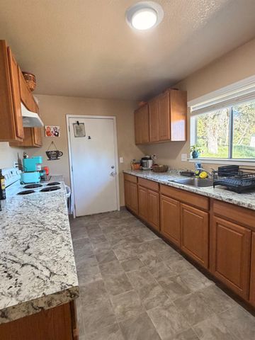 1 Sunset Cir, Colfax, CA 95713