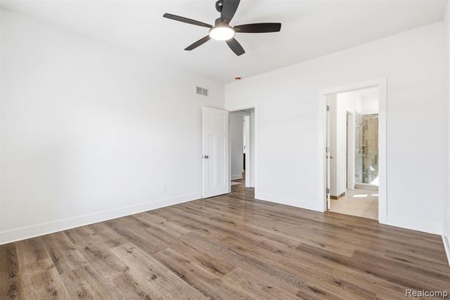 26827 Alma Street, Chesterfield, MI 48051