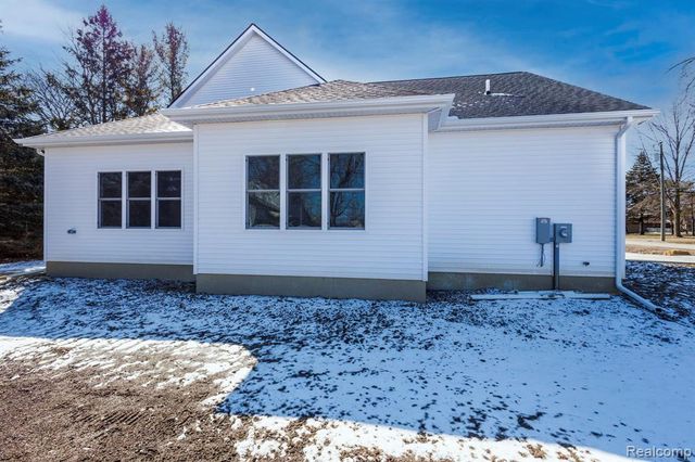 26827 Alma Street, Chesterfield, MI 48051