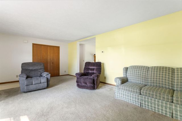 52300 County Road 687, Hartford, MI 49057