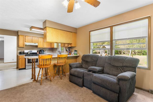 52300 County Road 687, Hartford, MI 49057