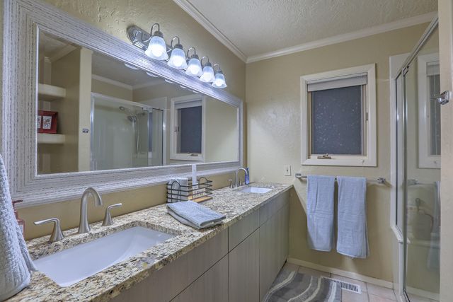 1005 MORINA Court NE, Albuquerque, NM 87112