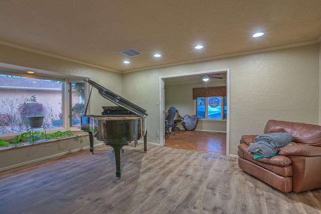 1005 MORINA Court NE, Albuquerque, NM 87112