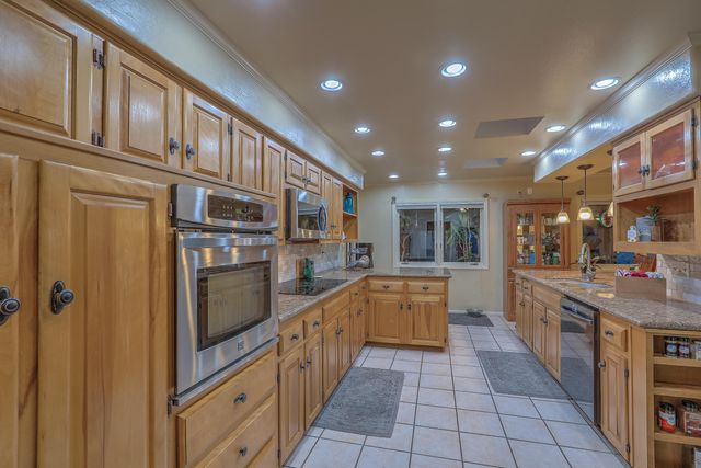 1005 MORINA Court NE, Albuquerque, NM 87112