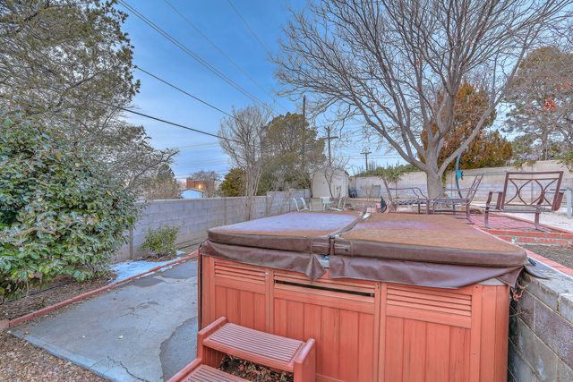 1005 MORINA Court NE, Albuquerque, NM 87112