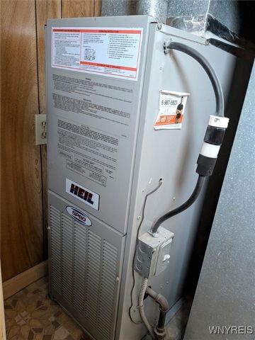 218 Alaska Street, Cheektowaga, NY 14206