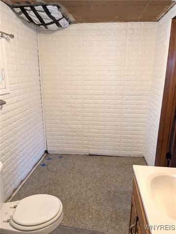 218 Alaska Street, Cheektowaga, NY 14206