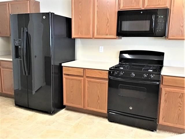 16311 Hayesford Lane, Cypress, TX 77429