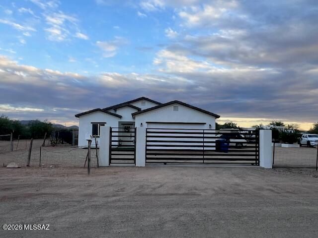 6319 W Illinois Street, Tucson, AZ 85735