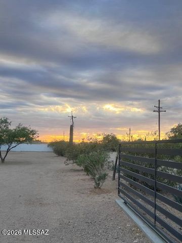 6319 W Illinois Street, Tucson, AZ 85735