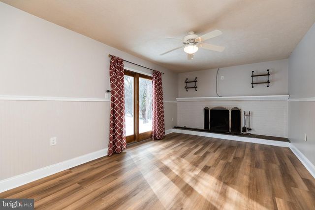 2606 SALEM DR, Wilmington, DE 19808