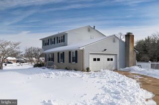 2606 SALEM DR, Wilmington, DE 19808