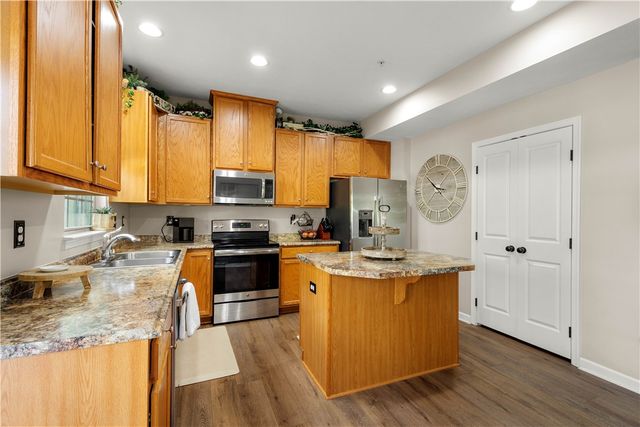 506 Aprilmae Way, Ross Twp, PA 15237