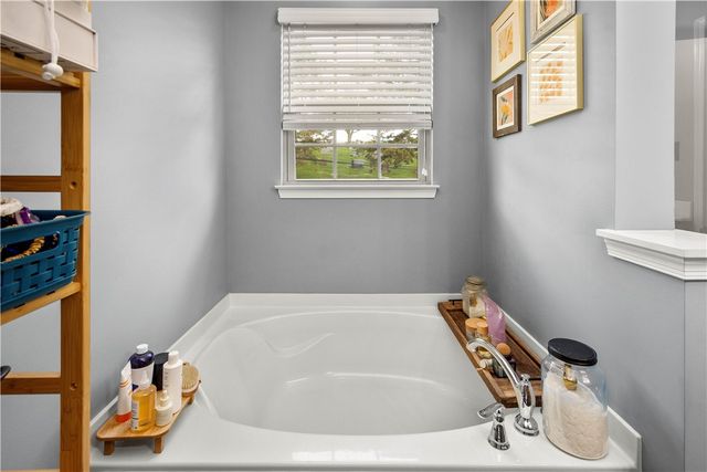 506 Aprilmae Way, Ross Twp, PA 15237