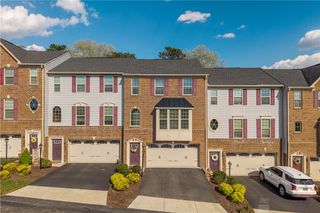 506 Aprilmae Way, Ross Twp, PA 15237