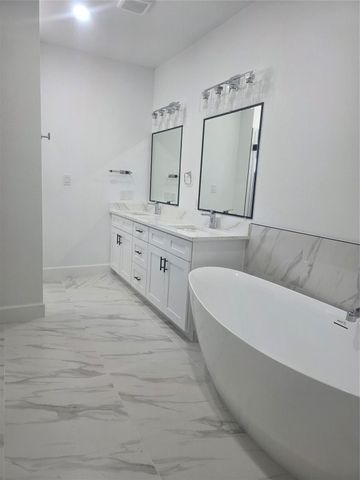 8312 Comal Street, Houston, TX 77051