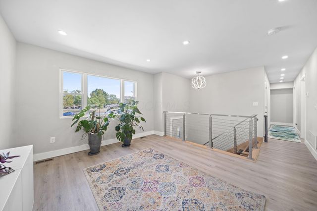 299 Lombard Road, Columbus, OH 43228