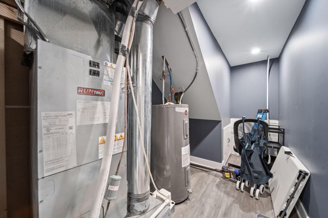 299 Lombard Road, Columbus, OH 43228