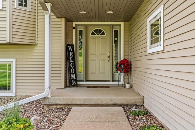 21563 Wolfe Run LANE, Galesville, WI 54630