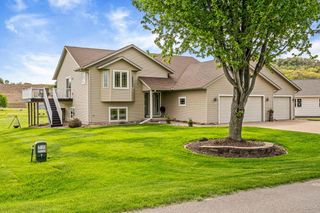 21563 Wolfe Run LANE, Galesville, WI 54630