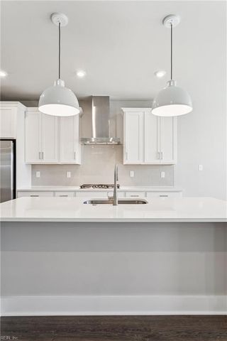 122 Robert Bruce RD, Poquoson, VA 23662