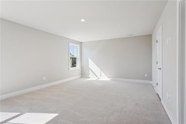 122 Robert Bruce RD, Poquoson, VA 23662