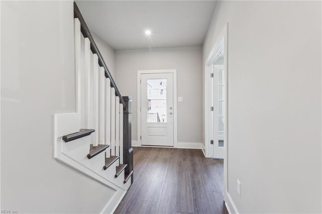 122 Robert Bruce RD, Poquoson, VA 23662