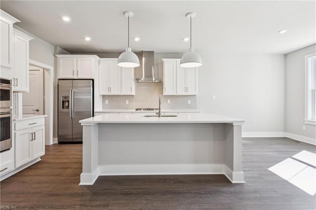 122 Robert Bruce RD, Poquoson, VA 23662