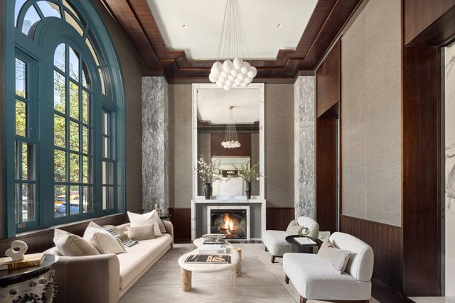 50 Central Park W Maisonette Duplex, New York City, NY 10023