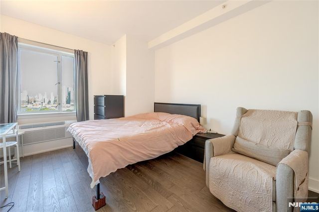 3312 Hudson Avenue PH7, Union City, NJ 07087