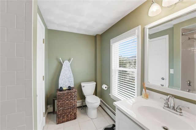 2 Wilson Street, Bristol, RI 02809