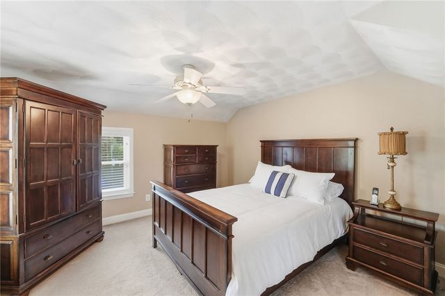 2 Wilson Street, Bristol, RI 02809