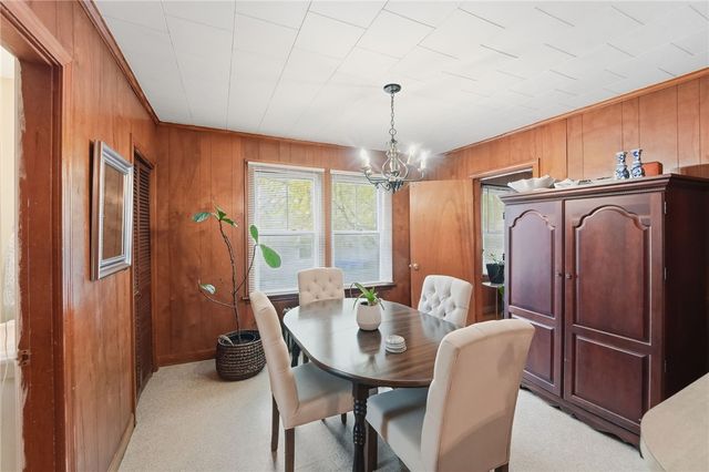 2 Wilson Street, Bristol, RI 02809