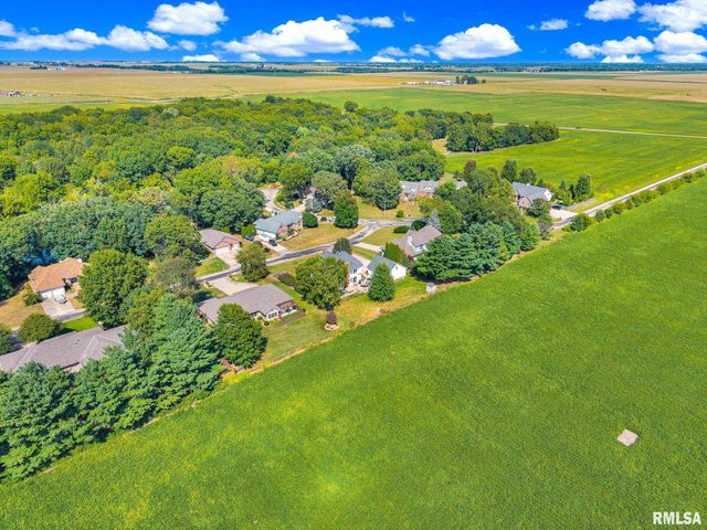 530 Goodsill Drive, East Galesburg, IL 61430