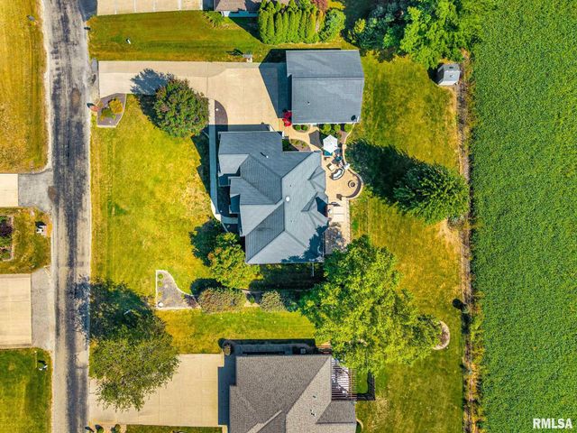 530 Goodsill Drive, East Galesburg, IL 61430