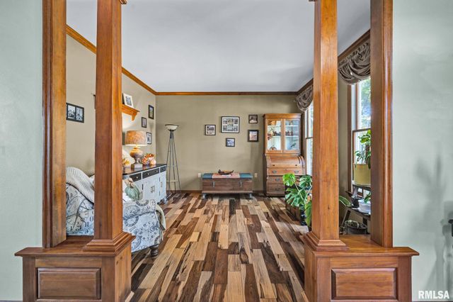 530 Goodsill Drive, East Galesburg, IL 61430