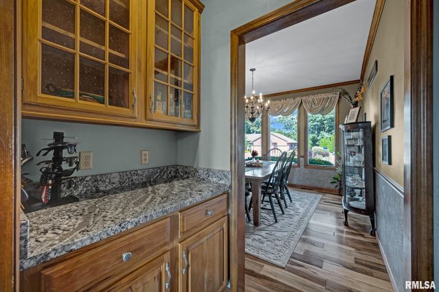 530 Goodsill Drive, East Galesburg, IL 61430