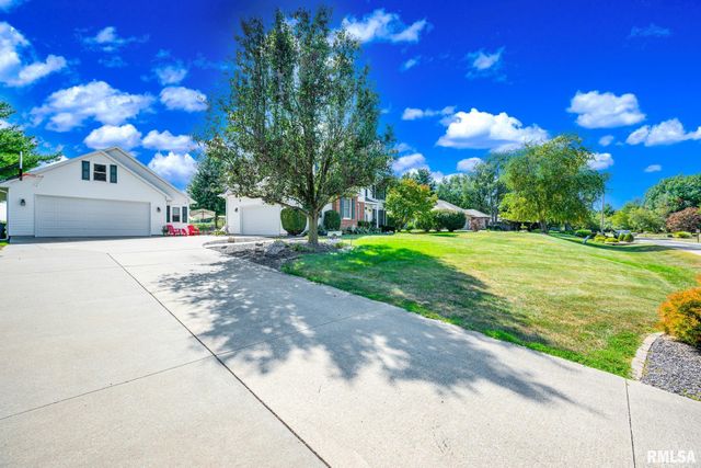 530 Goodsill Drive, East Galesburg, IL 61430