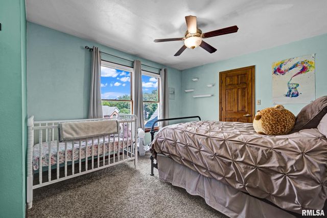 530 Goodsill Drive, East Galesburg, IL 61430