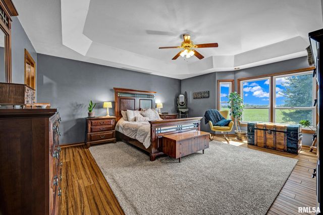 530 Goodsill Drive, East Galesburg, IL 61430