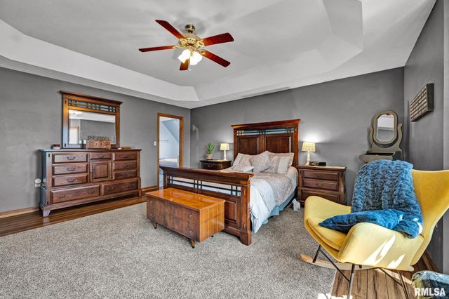 530 Goodsill Drive, East Galesburg, IL 61430